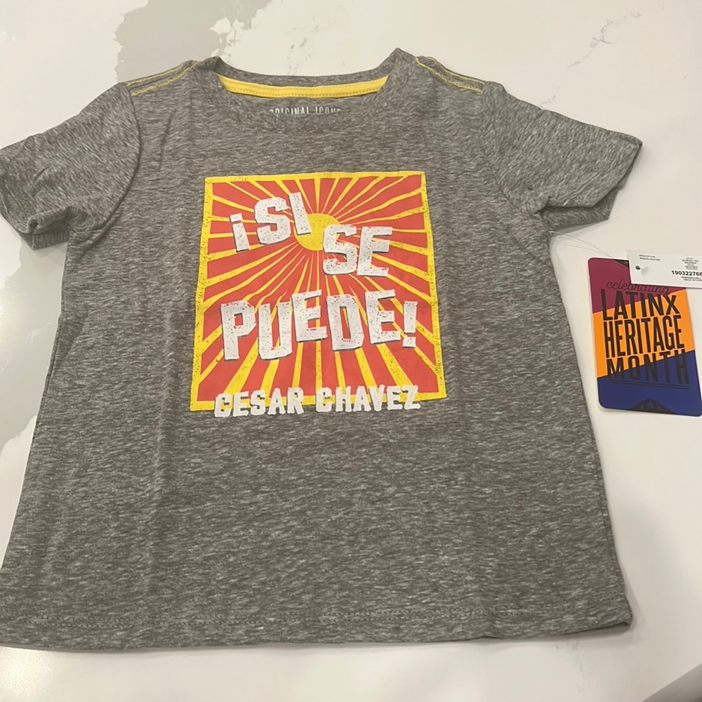 Si se puede t shirt-Cesar Chavez
